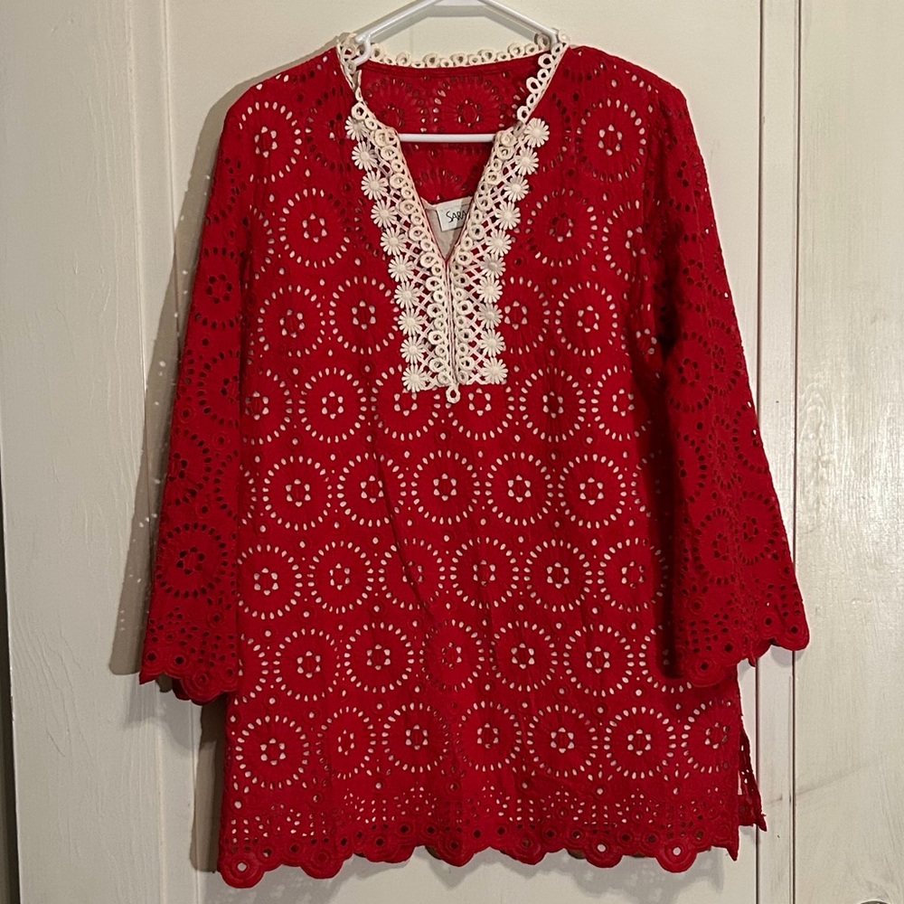 Sara Campbell Womens lined tunic top red eyelet with lace collar size medium